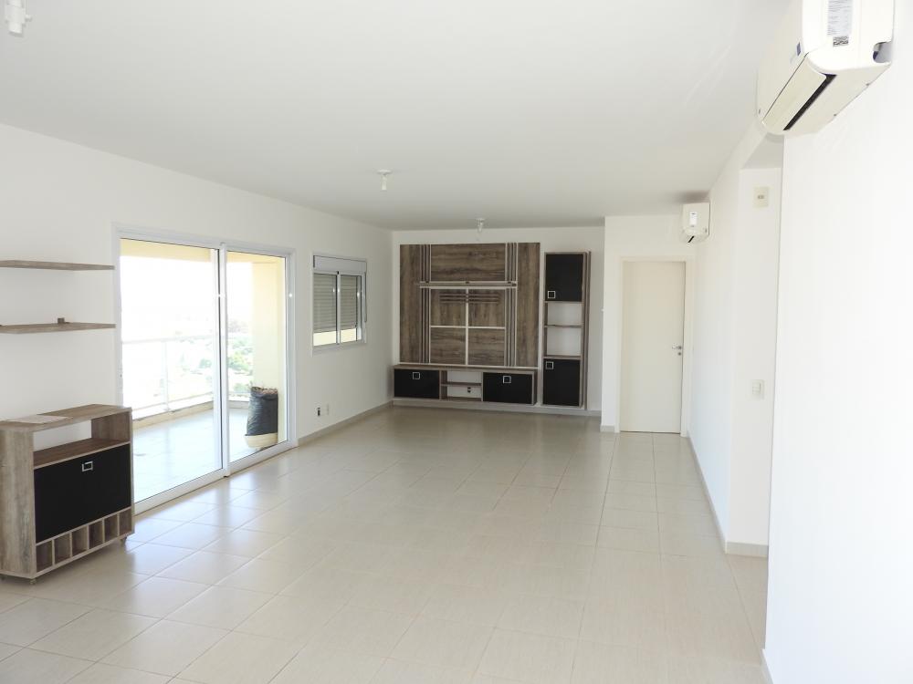 Alugar Apartamento / Padrão em Ribeirão Preto R$ 3.700,00 - Foto 1