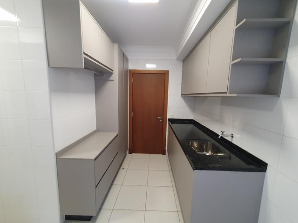 Alugar Apartamento / Padrão em Ribeirão Preto R$ 12.000,00 - Foto 17