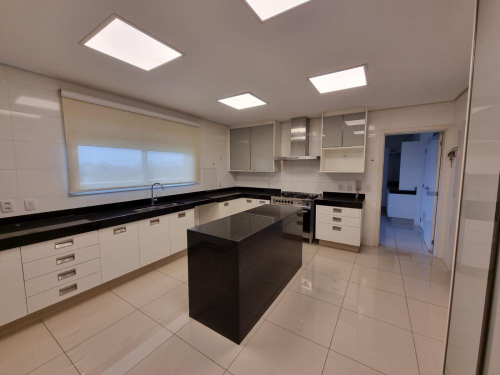 Alugar Apartamento / Padrão em Ribeirão Preto R$ 13.000,00 - Foto 11