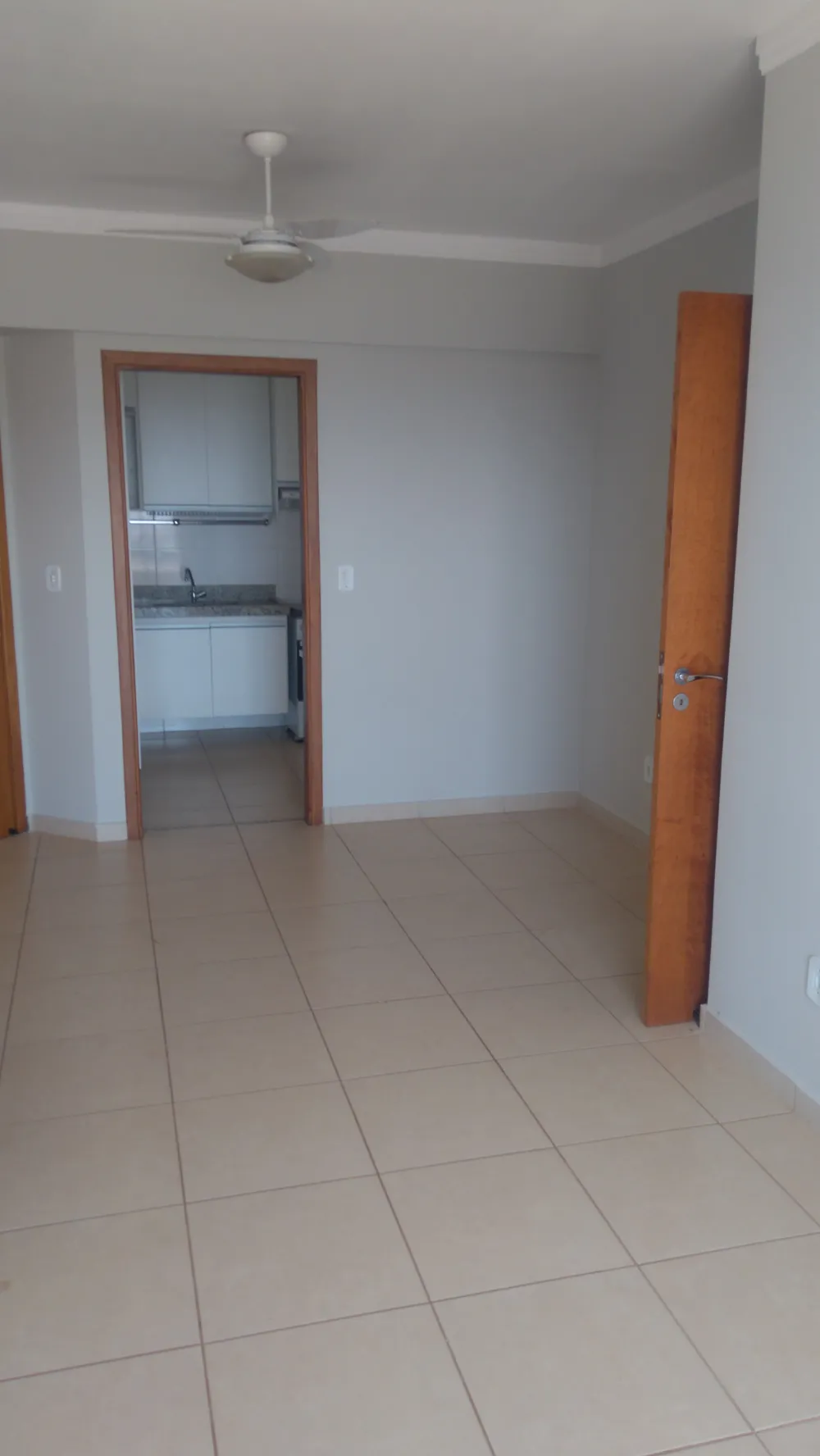 Alugar Apartamento / Padrão em Ribeirão Preto R$ 2.300,00 - Foto 1