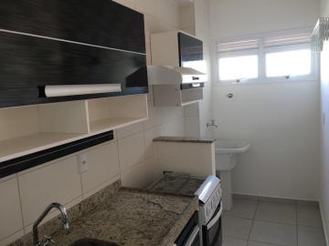 Alugar Apartamento / Padrão em Ribeirão Preto. apenas R$ 900,00