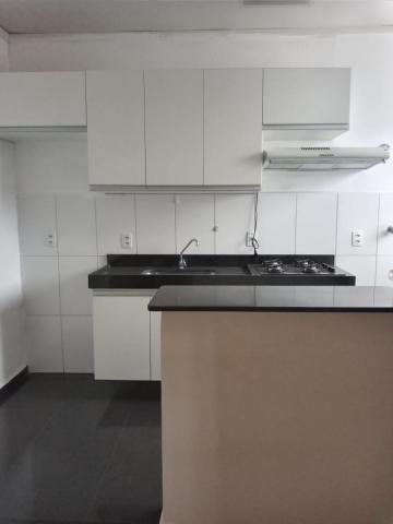 Alugar Apartamento / Padrão em Ribeirão Preto. apenas R$ 200.000,00