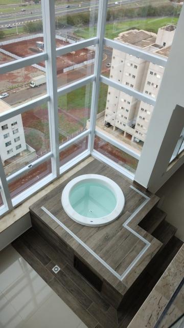 Cobertura tipo duplex, 84m², nunca habitado, linda vista para a rodovia Antônio Duarte Nogueira, próximo ao Ribeirão Shopping e ao Shopping Iguatemi.