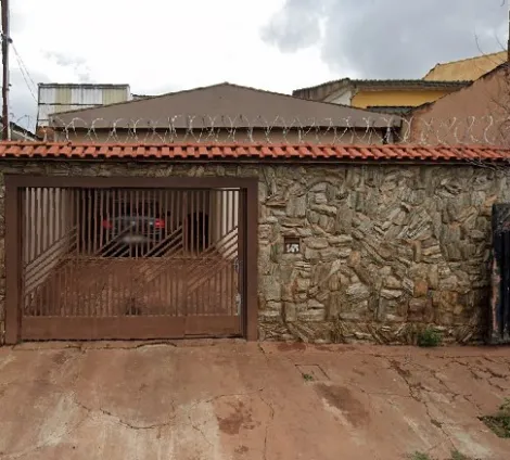Casa térrea, 123m² de área contruída, ric em armários, localizada no Bairro Sumarezinho.